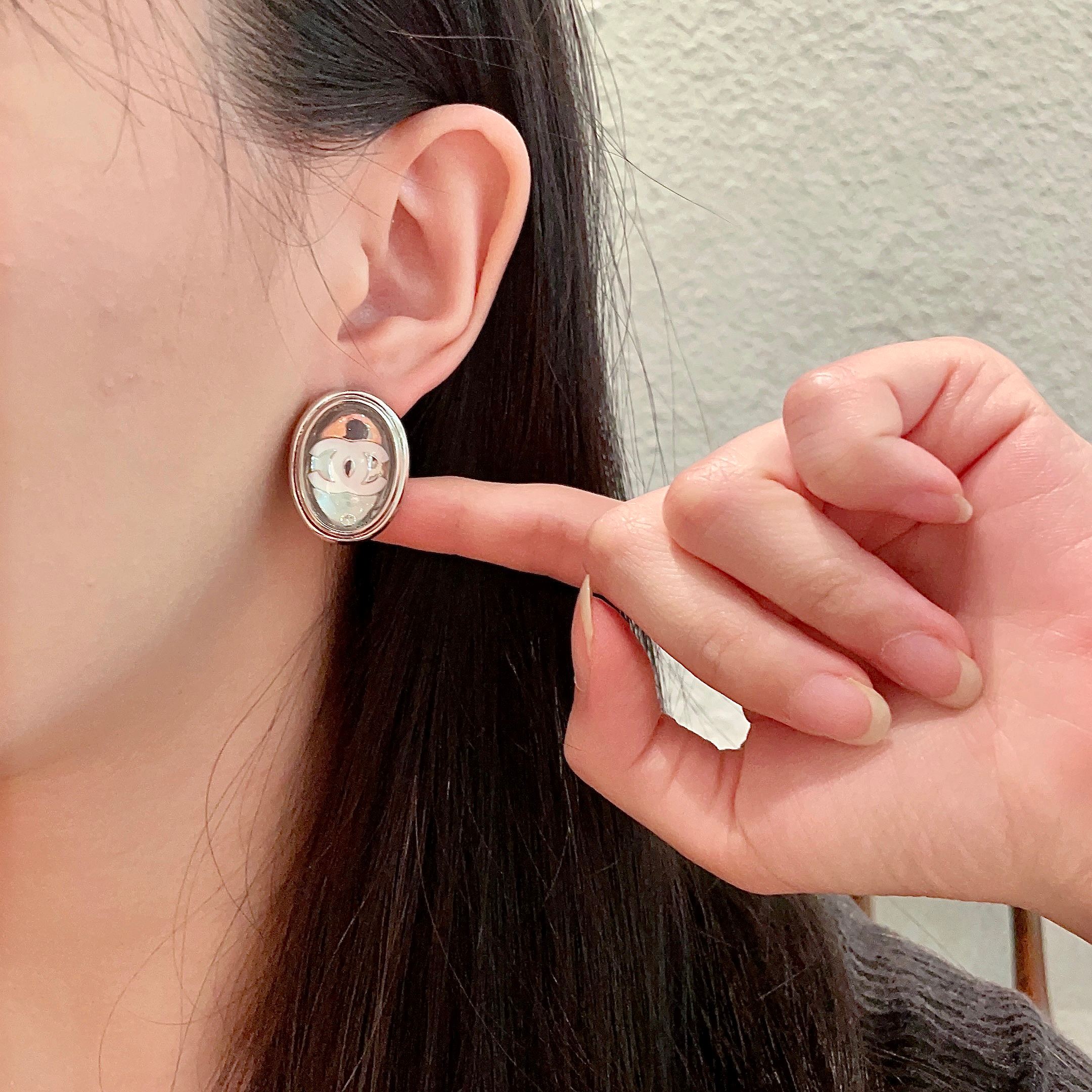 Vintage-Inspired Minimalist Stud Earrings | Refined Daily Elegance