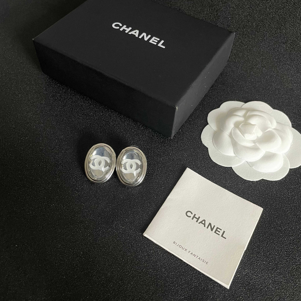 Vintage-Inspired Minimalist Stud Earrings | Refined Daily Elegance