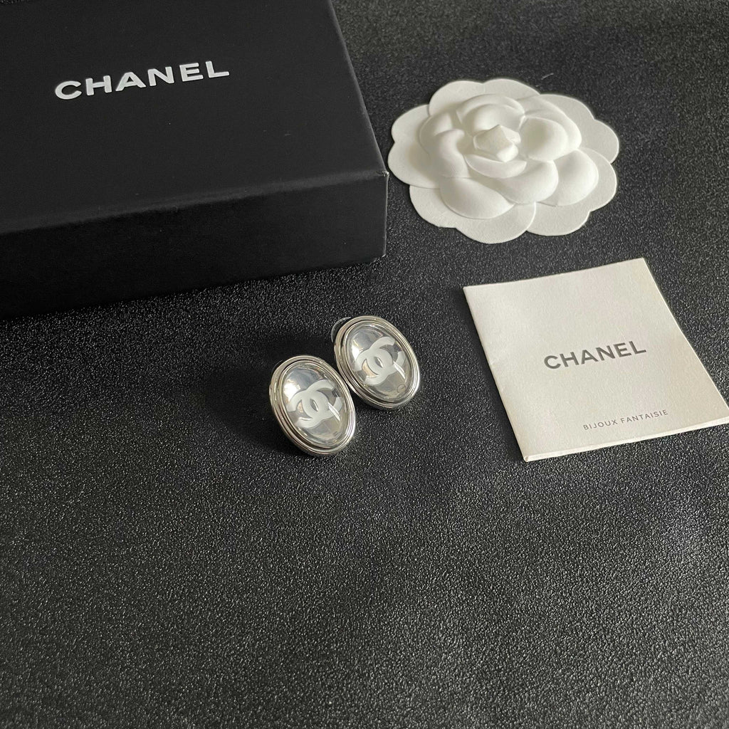 Vintage-Inspired Minimalist Stud Earrings | Refined Daily Elegance