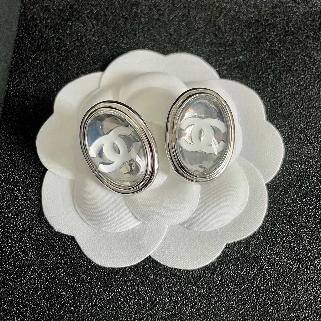 Vintage-Inspired Minimalist Stud Earrings | Refined Daily Elegance