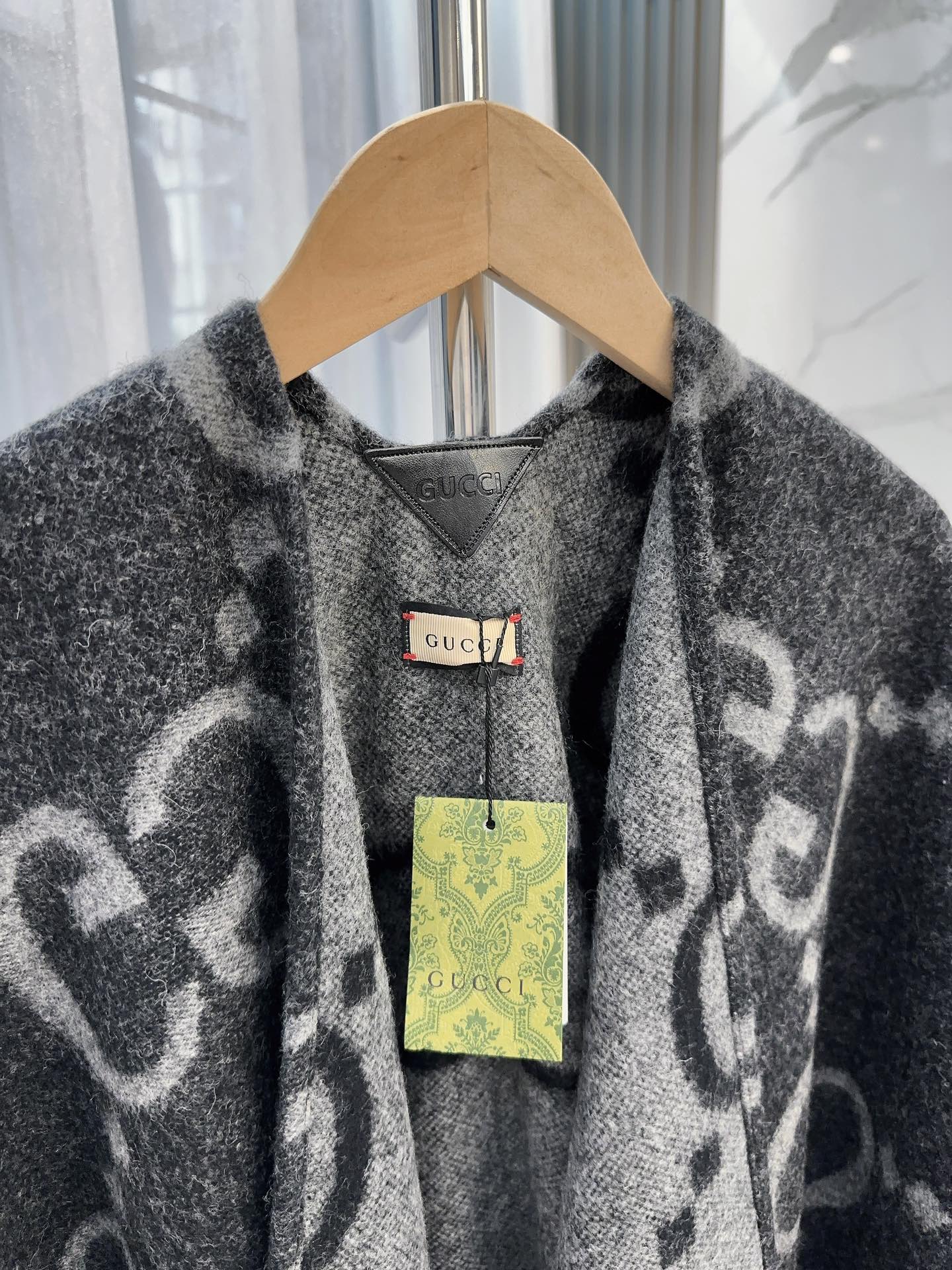 Oversized Double-Sided Cashmere Cape Blanket | Premium Atelier Edition