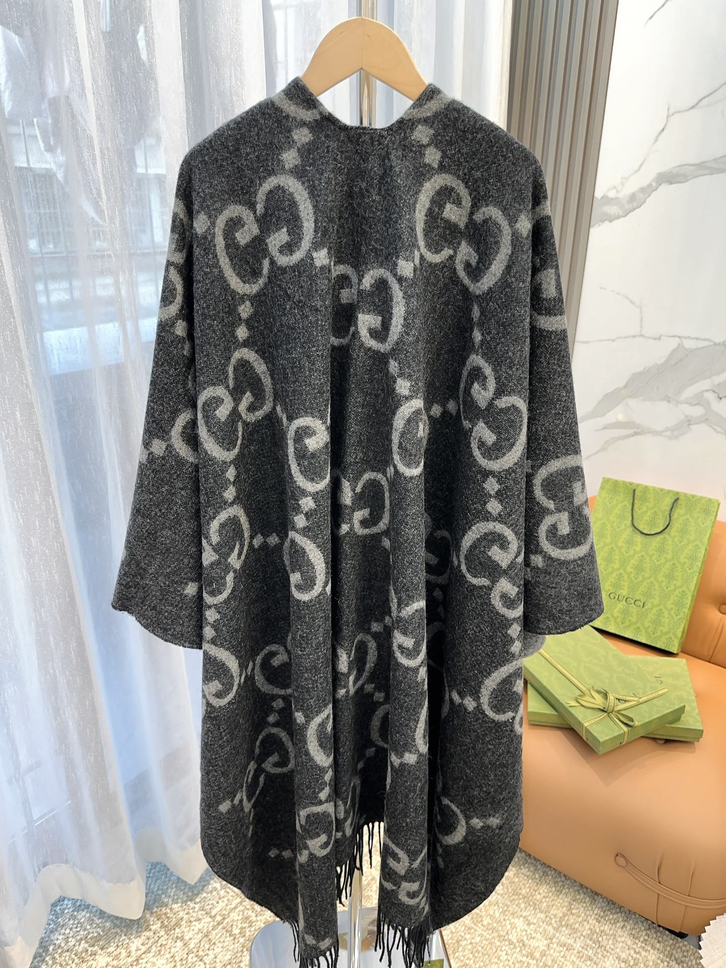 Oversized Double-Sided Cashmere Cape Blanket | Premium Atelier Edition