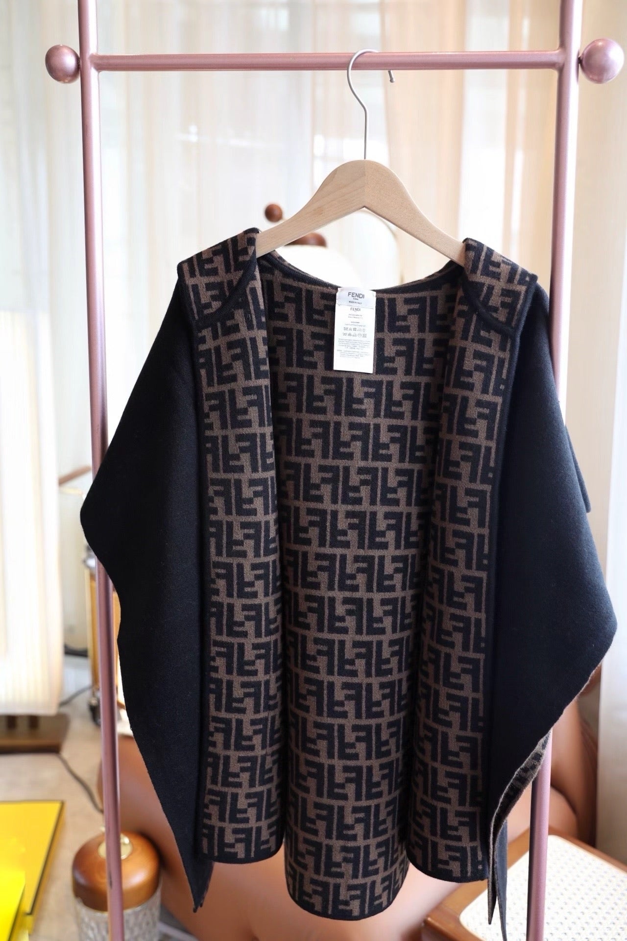 Double-Sided Wool–Cashmere Blend Knit Cape Coat | Soft · Warm · Elevated