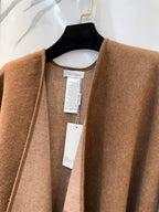 Premium Wool Cape Wrap — 100% Soft Lambswool | 130 × 160 cm