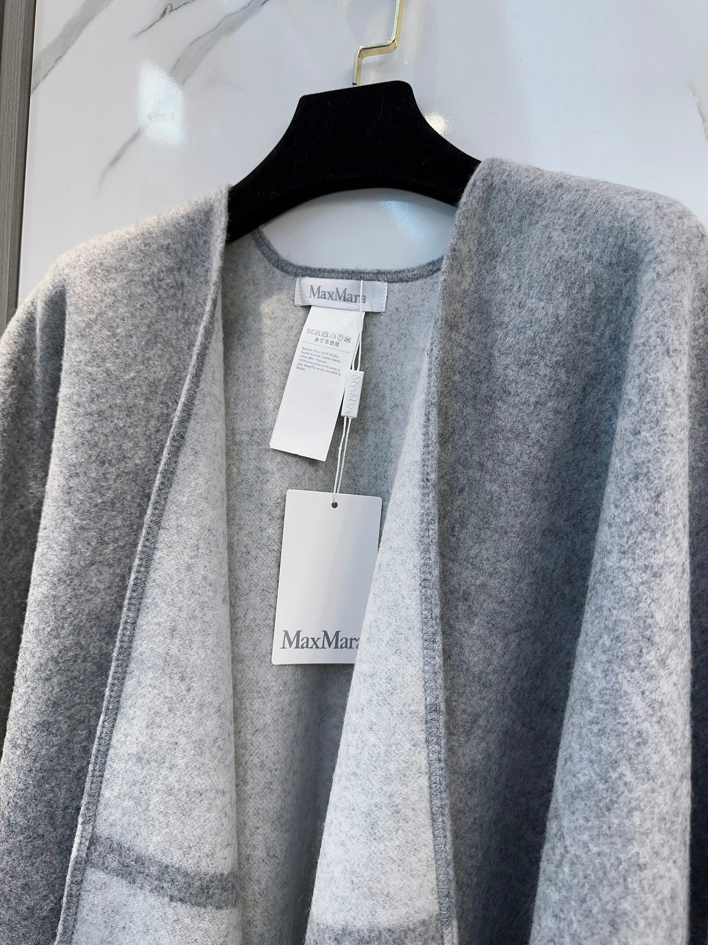 Premium Wool Cape Wrap — 100% Soft Lambswool | 130 × 160 cm