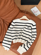 Black  & White Contrast Stripe Knit Top