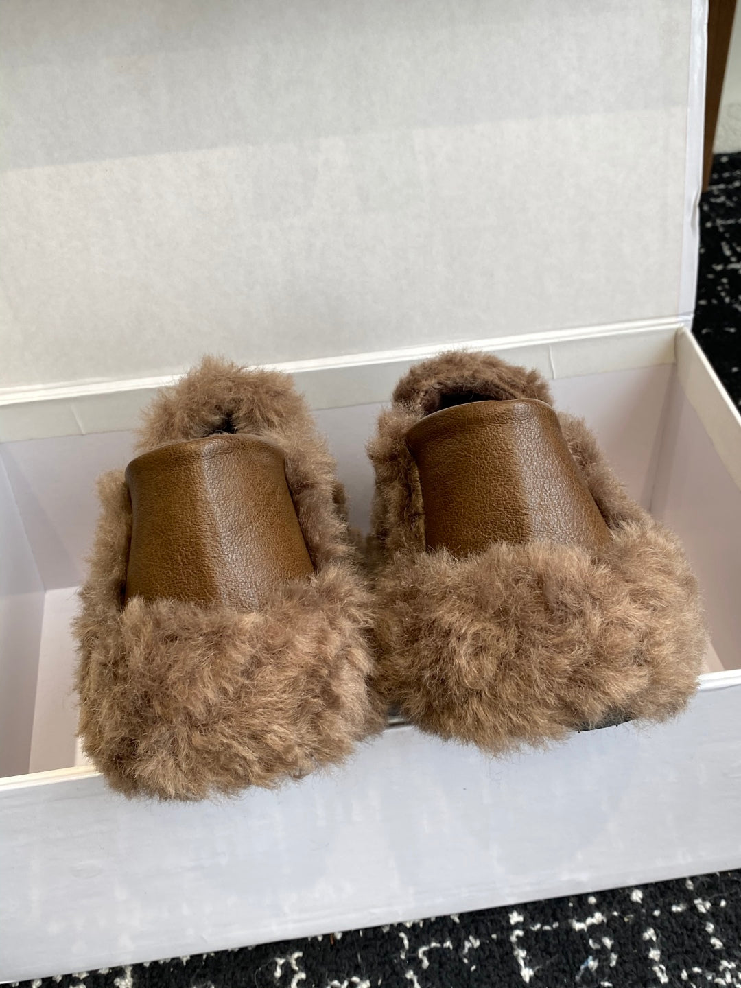 LOEWE 25SS Wool “Baozi” Shoes – Fall/Winter Collection