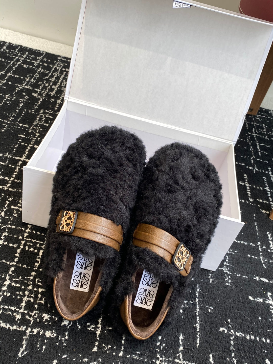 LOEWE 25SS Wool “Baozi” Shoes – Fall/Winter Collection