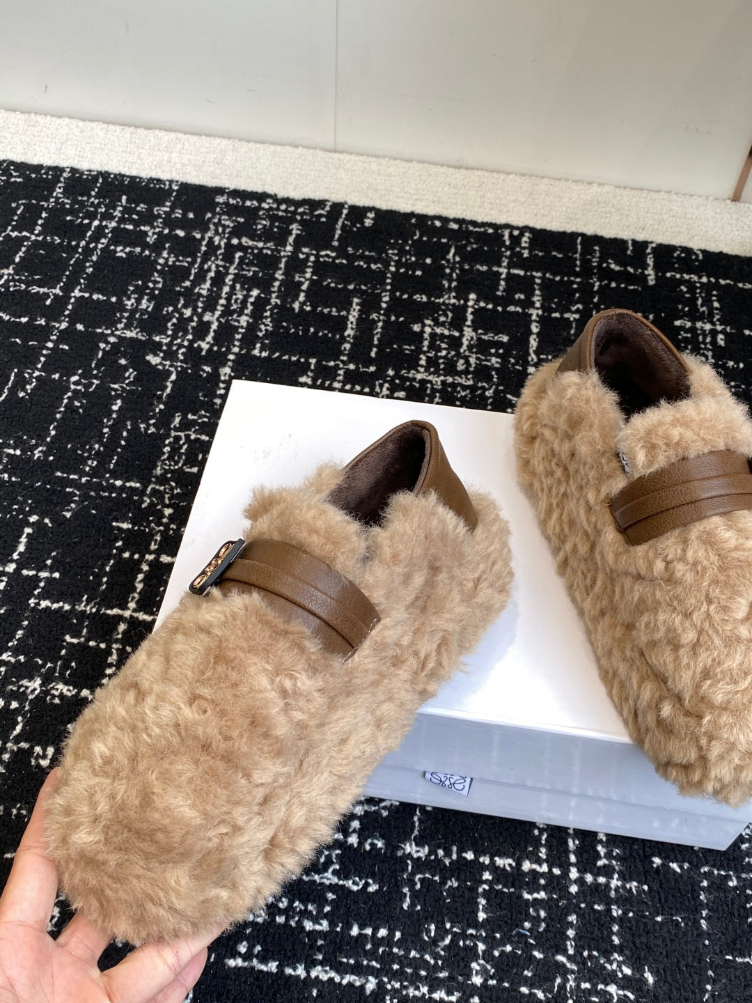 LOEWE 25SS Wool “Baozi” Shoes – Fall/Winter Collection