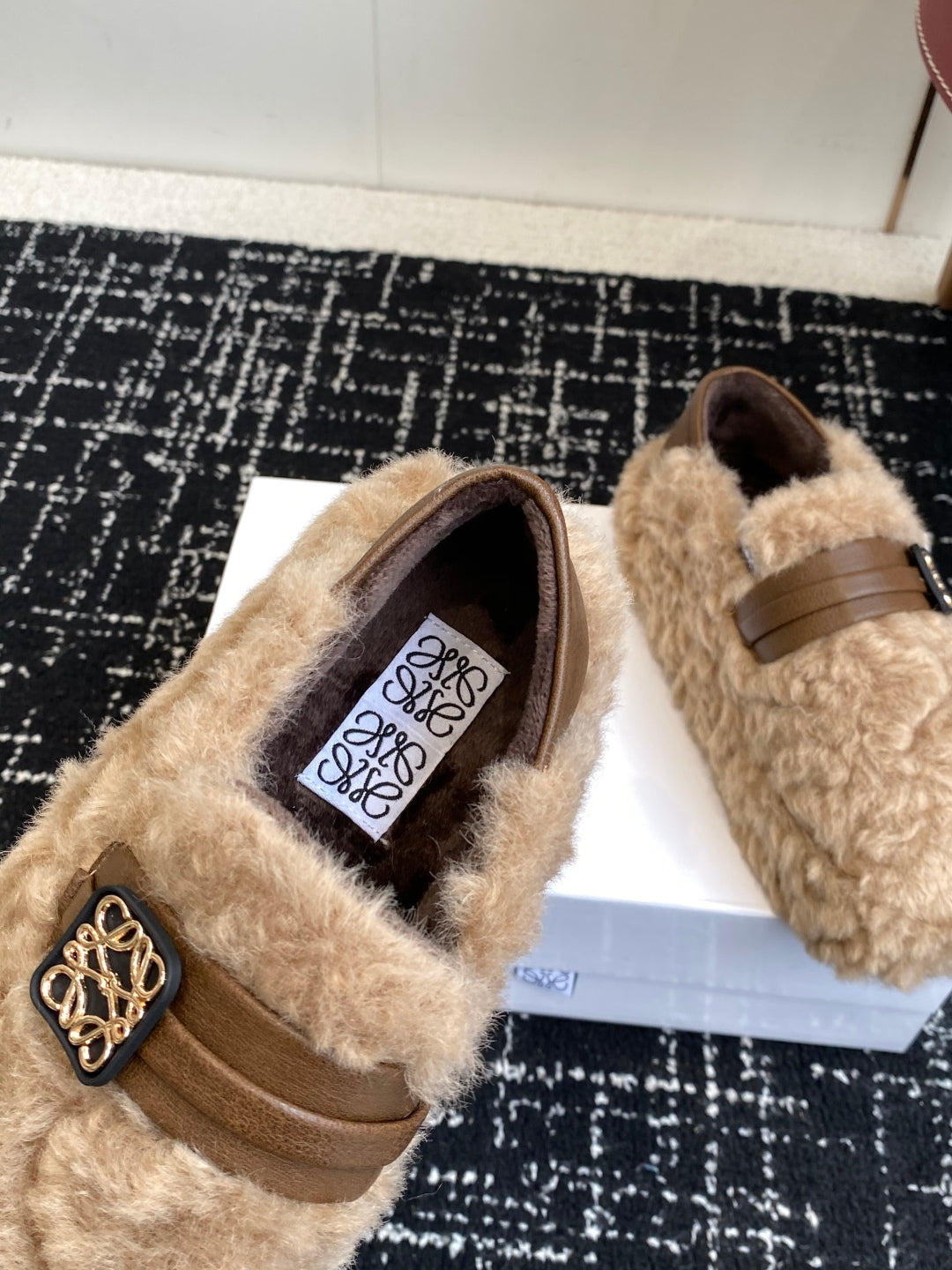 LOEWE 25SS Wool “Baozi” Shoes – Fall/Winter Collection