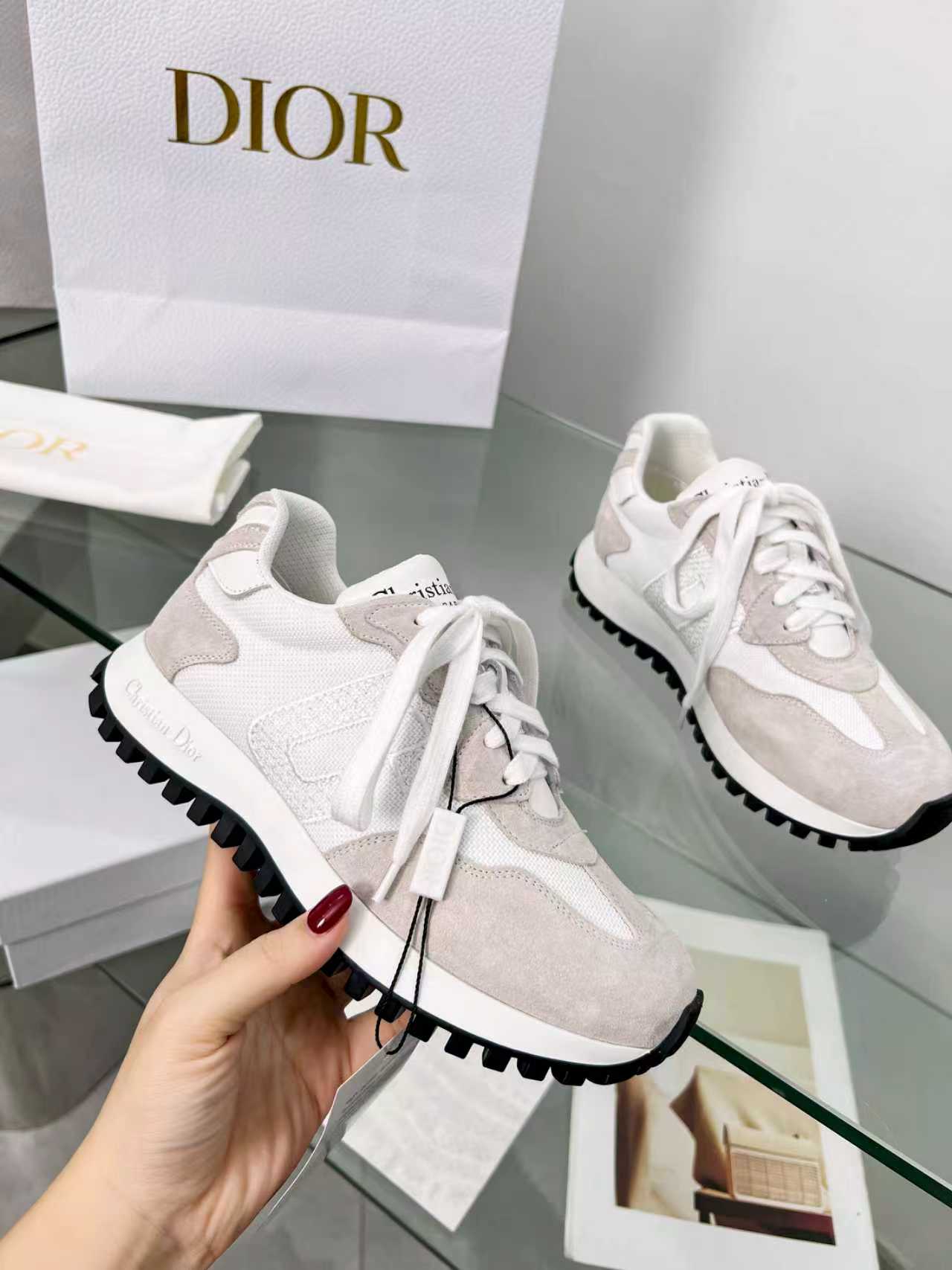 2025 New Style “C’st C*D” Sneakers – Low-Key Luxury