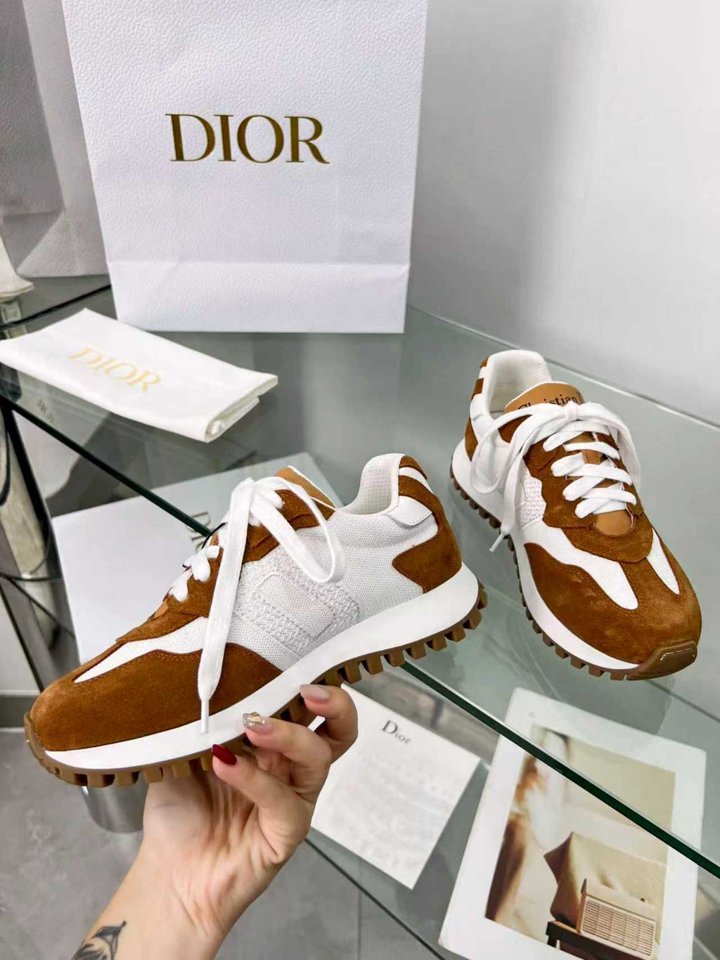 2025 New Style “C’st C*D” Sneakers – Low-Key Luxury