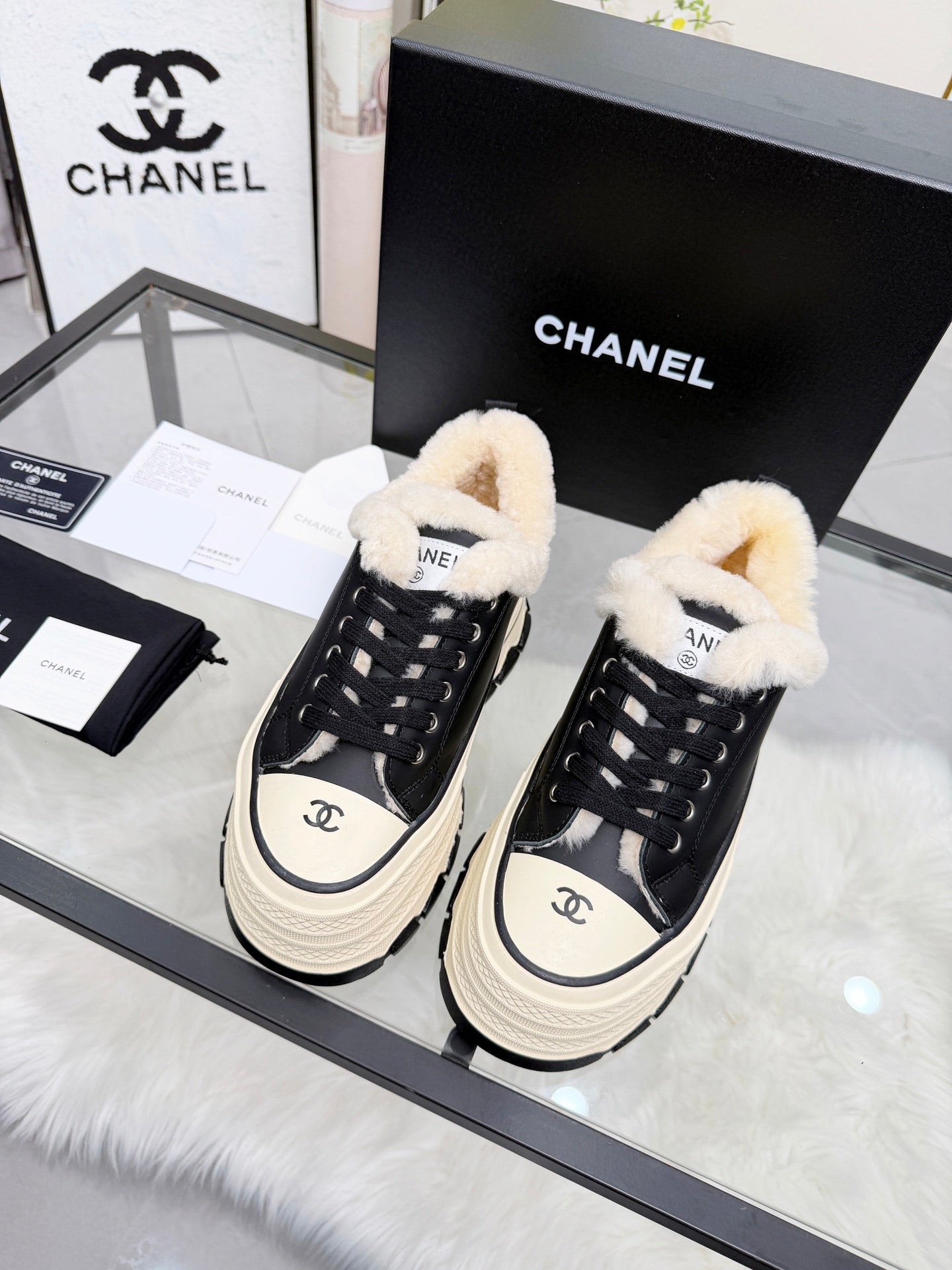 Thick-Soled Canvas “Cookie” Sneakers – Retro Summer Style