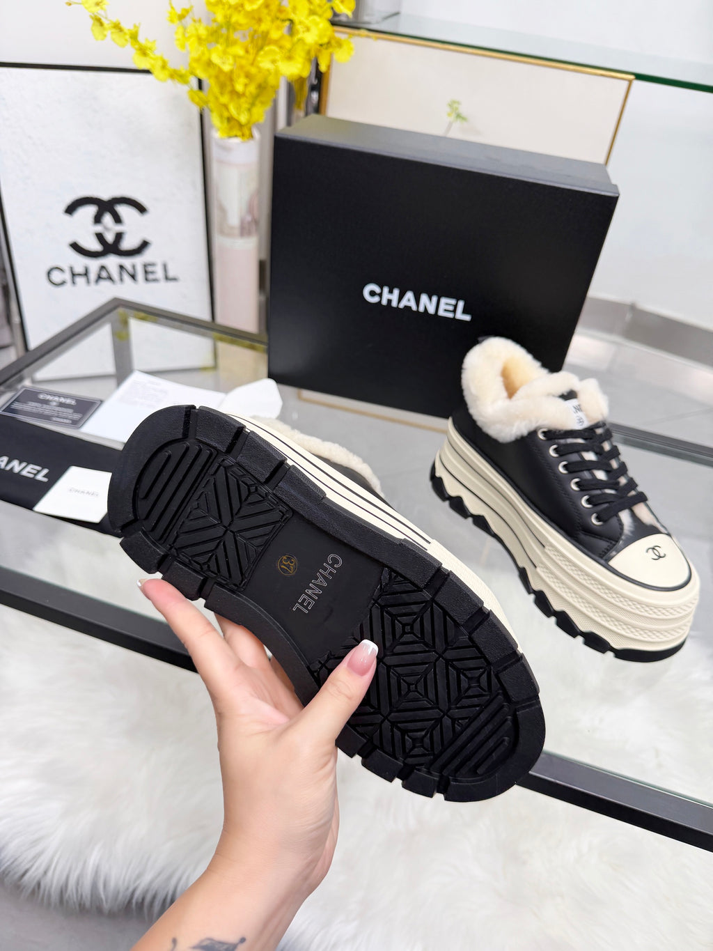 Thick-Soled Canvas “Cookie” Sneakers – Retro Summer Style