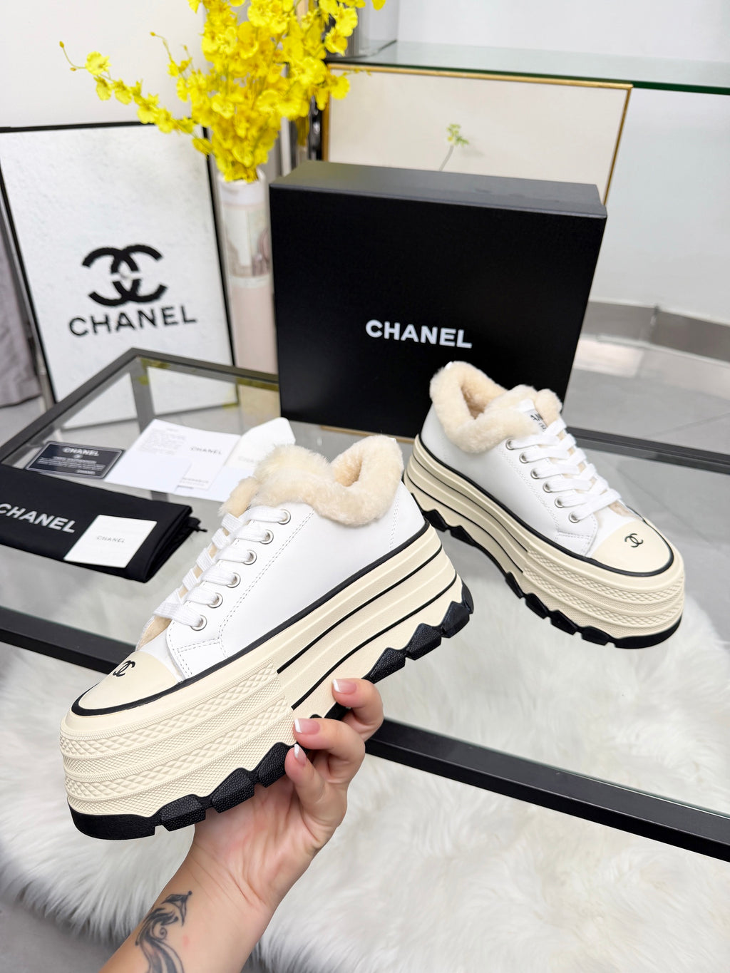 Thick-Soled Canvas “Cookie” Sneakers – Retro Summer Style