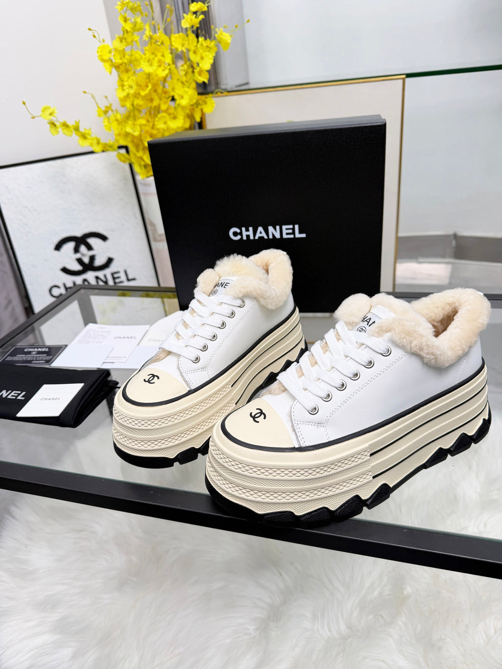 Thick-Soled Canvas “Cookie” Sneakers – Retro Summer Style