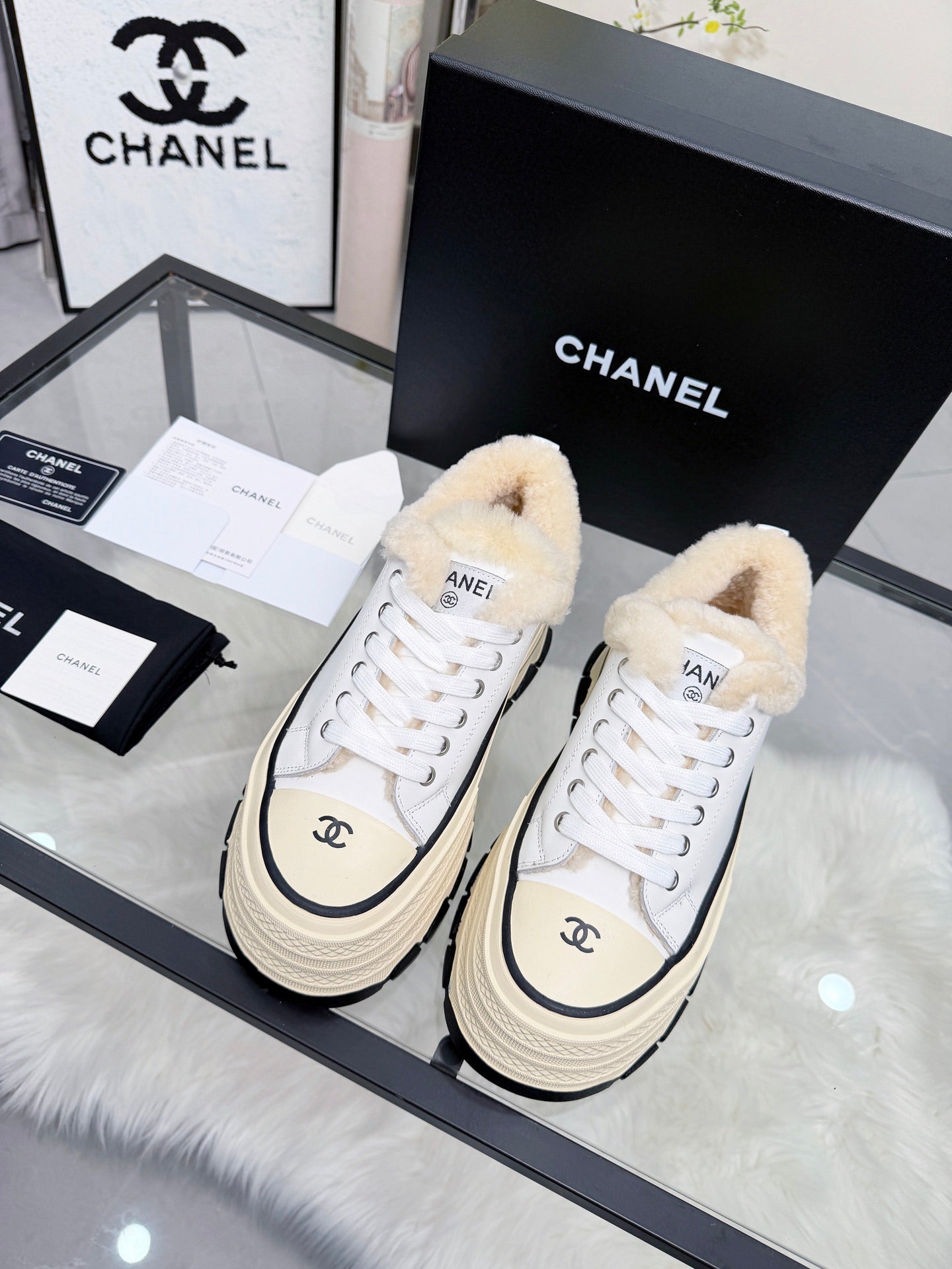 Thick-Soled Canvas “Cookie” Sneakers – Retro Summer Style