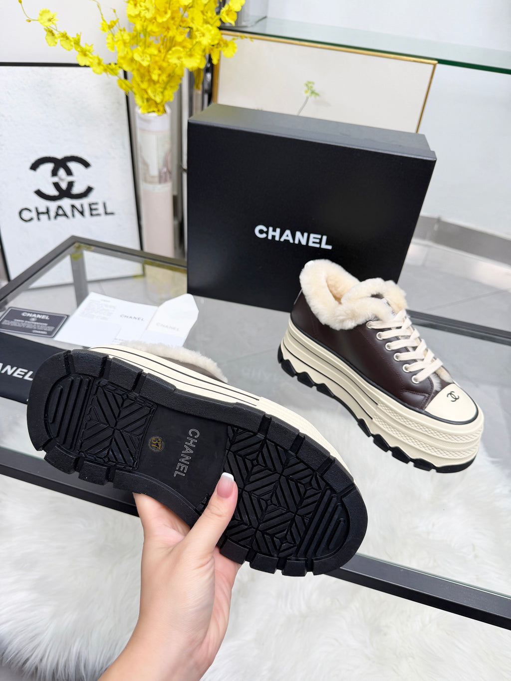 Thick-Soled Canvas “Cookie” Sneakers – Retro Summer Style