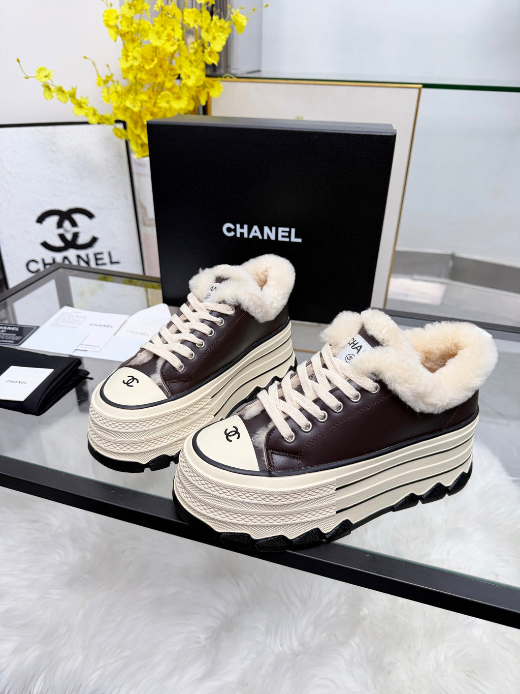 Thick-Soled Canvas “Cookie” Sneakers – Retro Summer Style