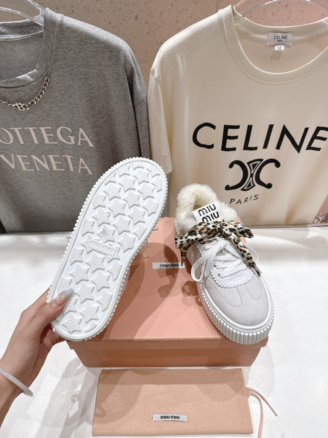 2025SS Lace-Up Thick-Soled Sneakers – Casual Sporty Style