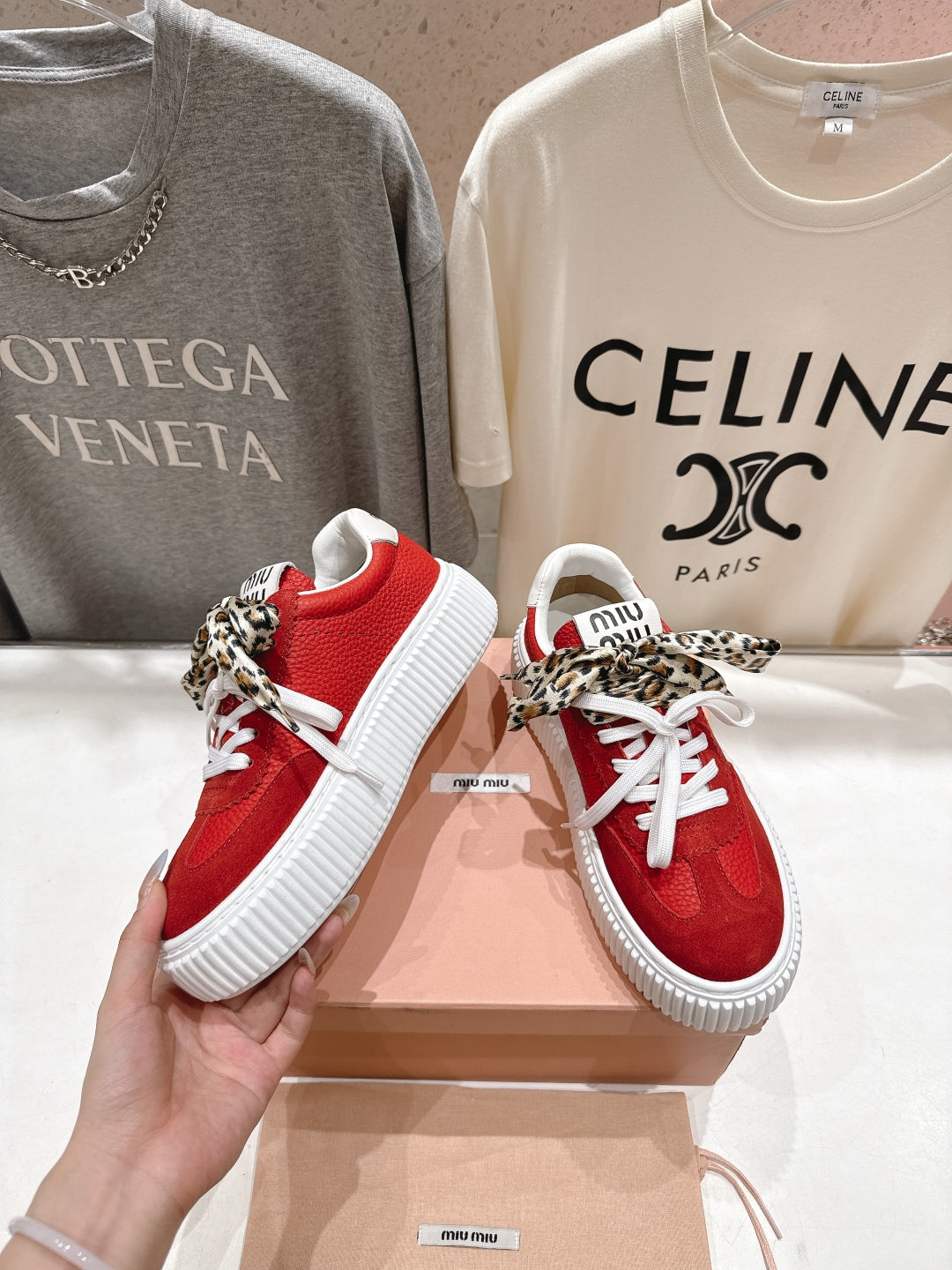 2025SS Lace-Up Thick-Soled Sneakers – Casual Sporty Style