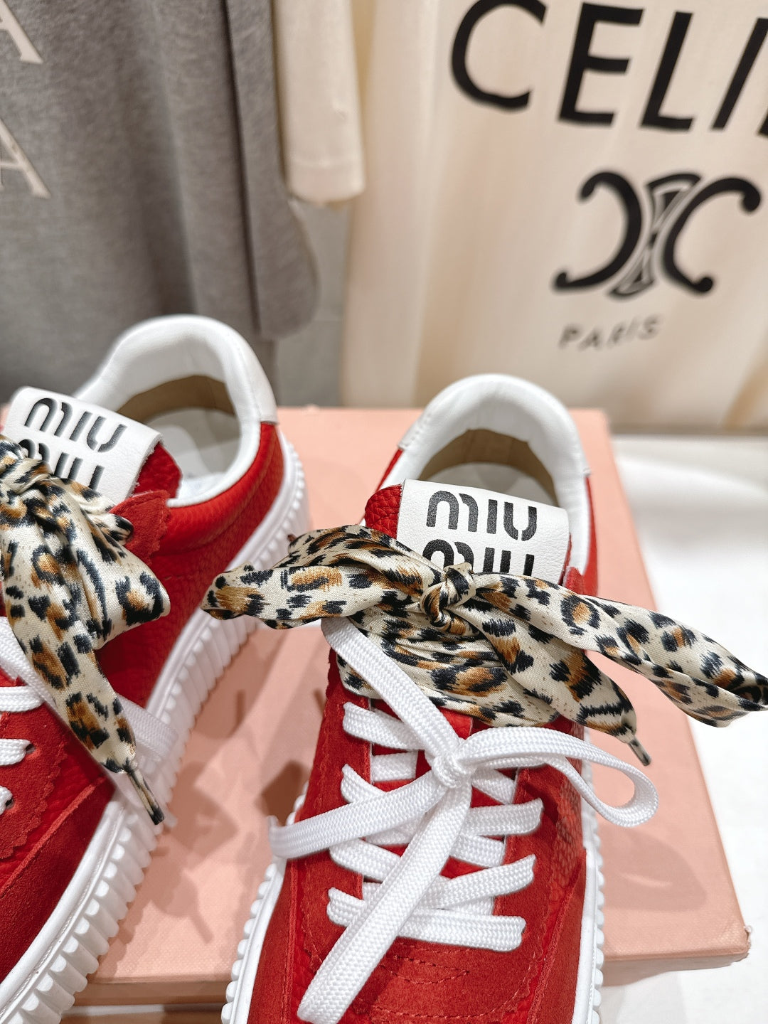 2025SS Lace-Up Thick-Soled Sneakers – Casual Sporty Style