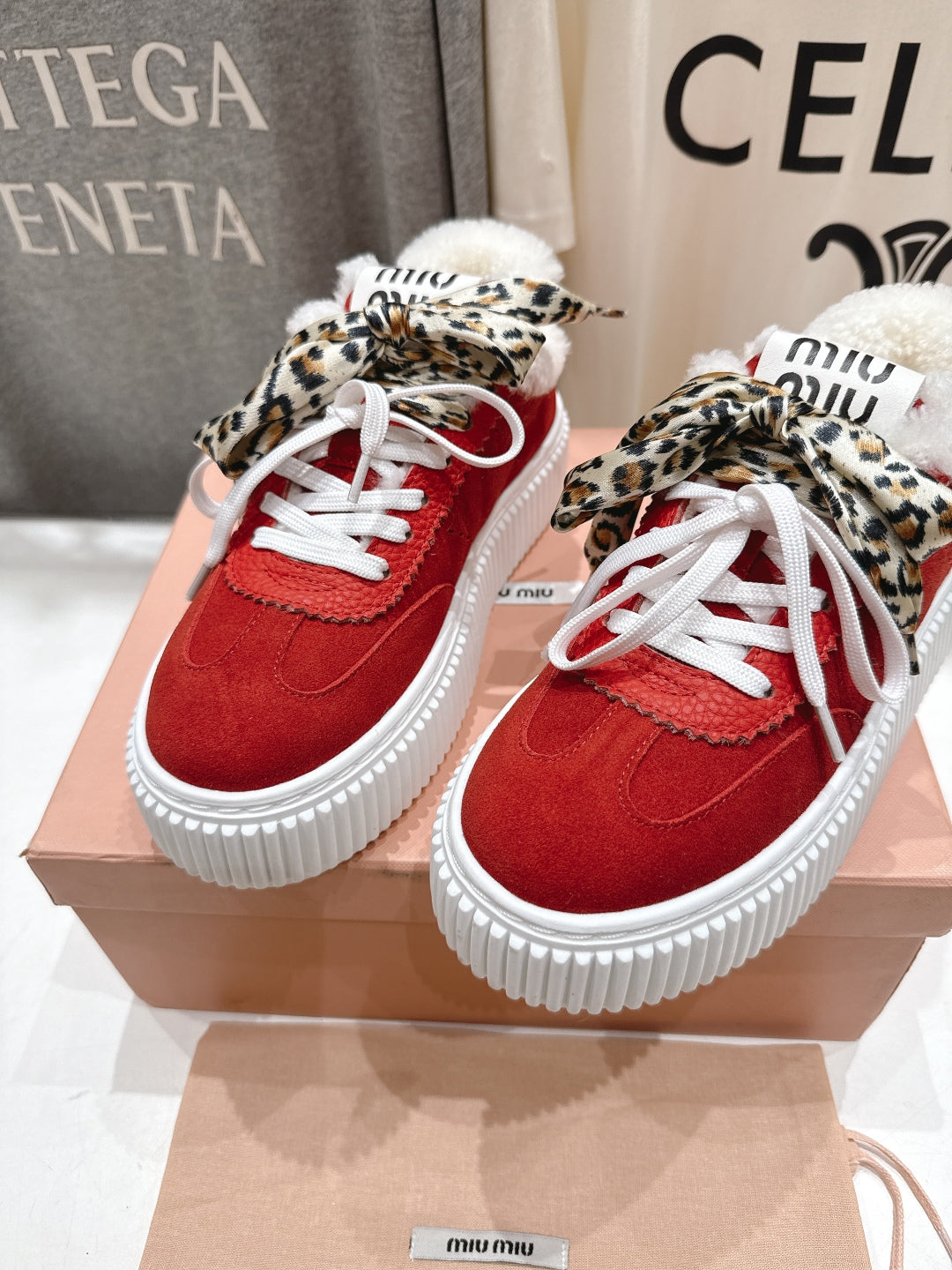 2025SS Autumn/Winter Lace-Up Thick-Soled Wool Sneakers