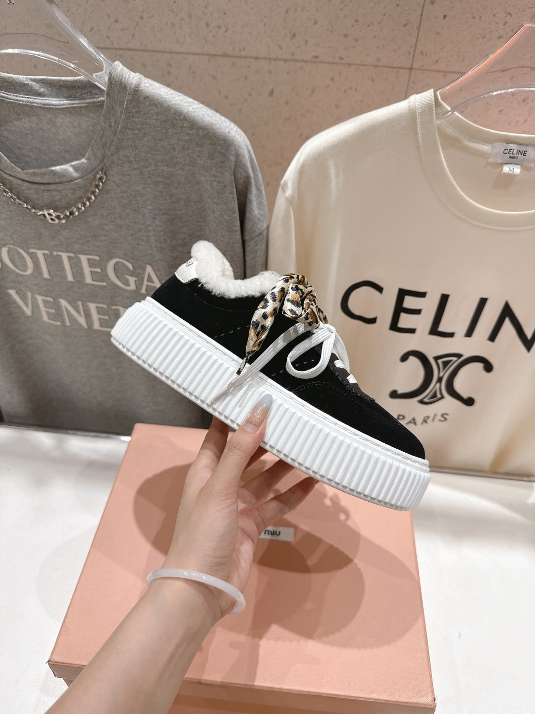 2025SS Autumn/Winter Lace-Up Thick-Soled Wool Sneakers