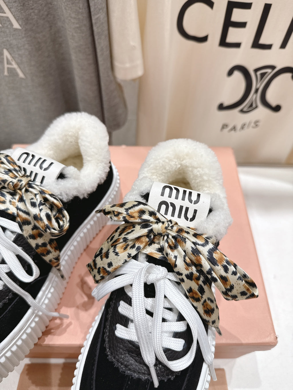 2025SS Autumn/Winter Lace-Up Thick-Soled Wool Sneakers