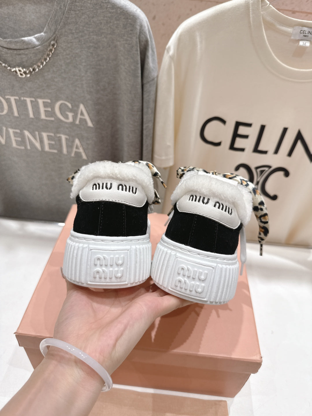 2025SS Autumn/Winter Lace-Up Thick-Soled Wool Sneakers