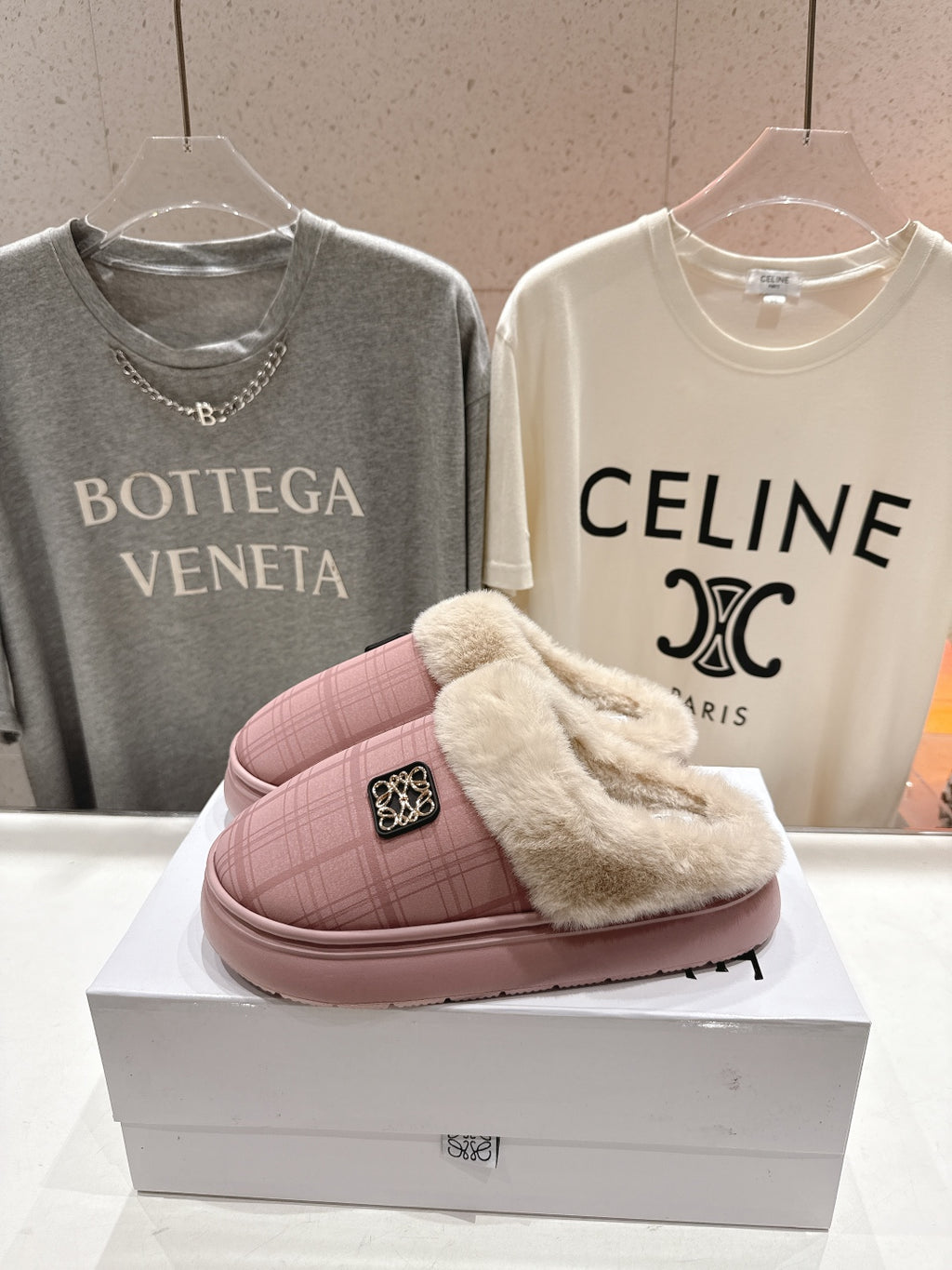 2025 Autumn/Winter Furry Slide Slippers – Cozy & Stylish