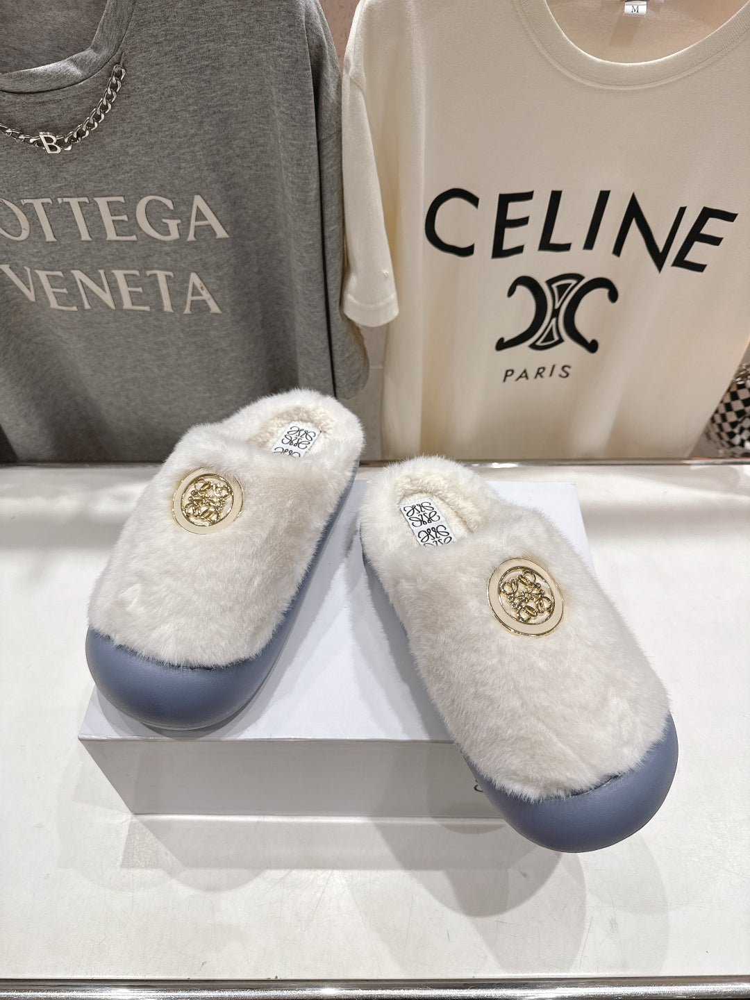 2025 Autumn/Winter Half-Covered Furry Clog Slides