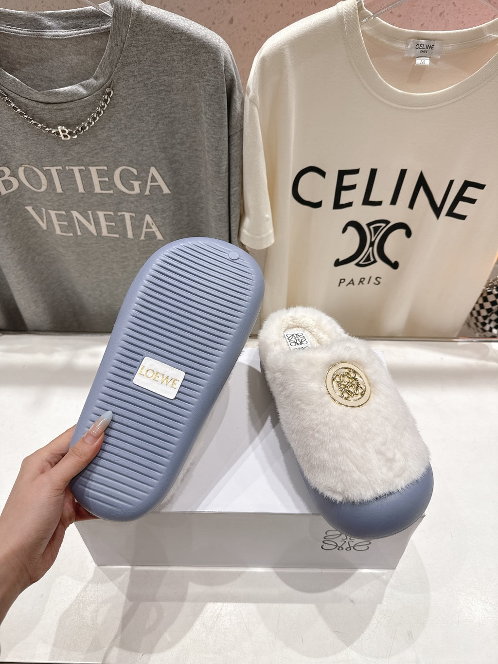 2025 Autumn/Winter Half-Covered Furry Clog Slides