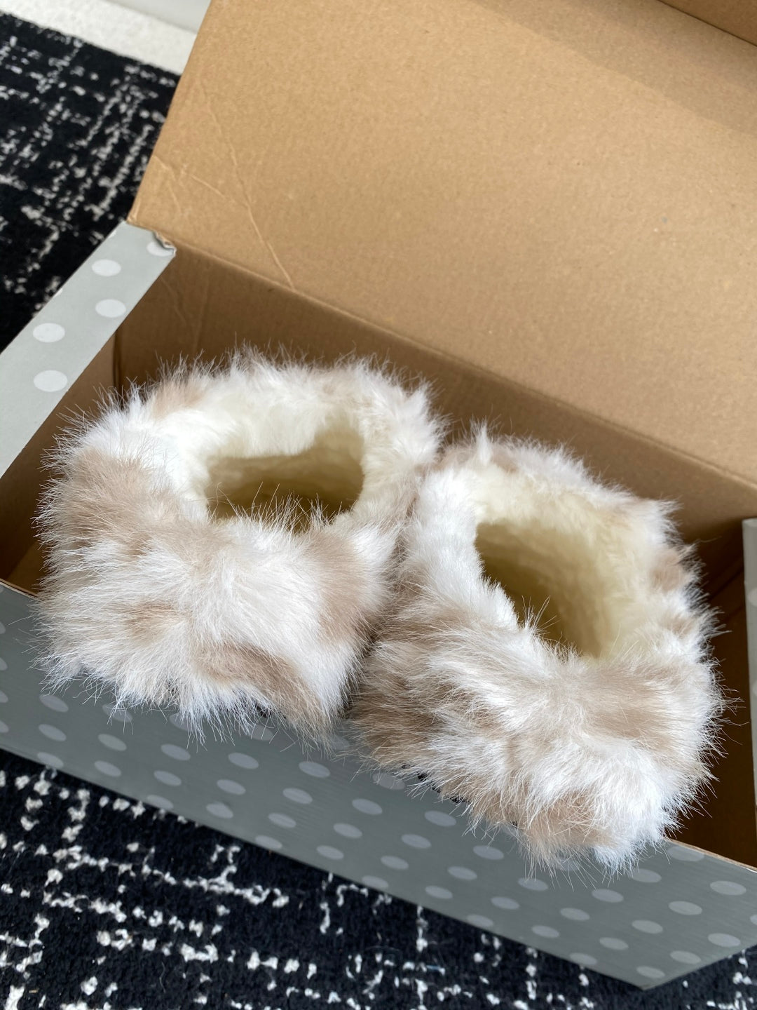 Furry Closed-Toe Cork Footbed Slides – Cozy Winter Edition