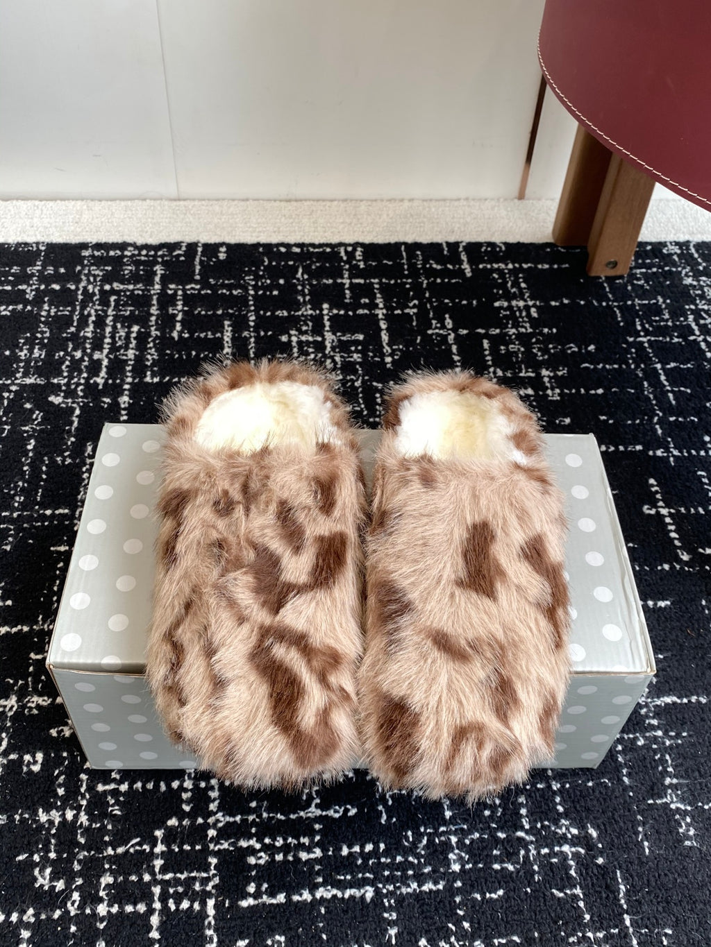 Furry Closed-Toe Cork Footbed Slides – Cozy Winter Edition
