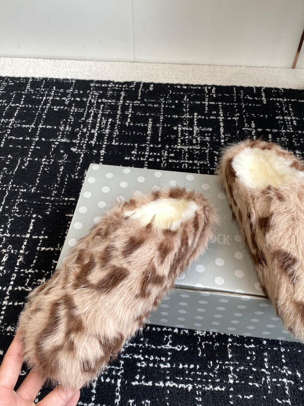 Furry Closed-Toe Cork Footbed Slides – Cozy Winter Edition