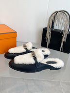 2025 Autumn/Winter Cashmere Fur-Lined Backless Loafers