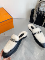 2025 Autumn/Winter Cashmere Fur-Lined Backless Loafers
