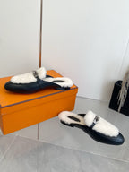 2025 Autumn/Winter Cashmere Fur-Lined Backless Loafers