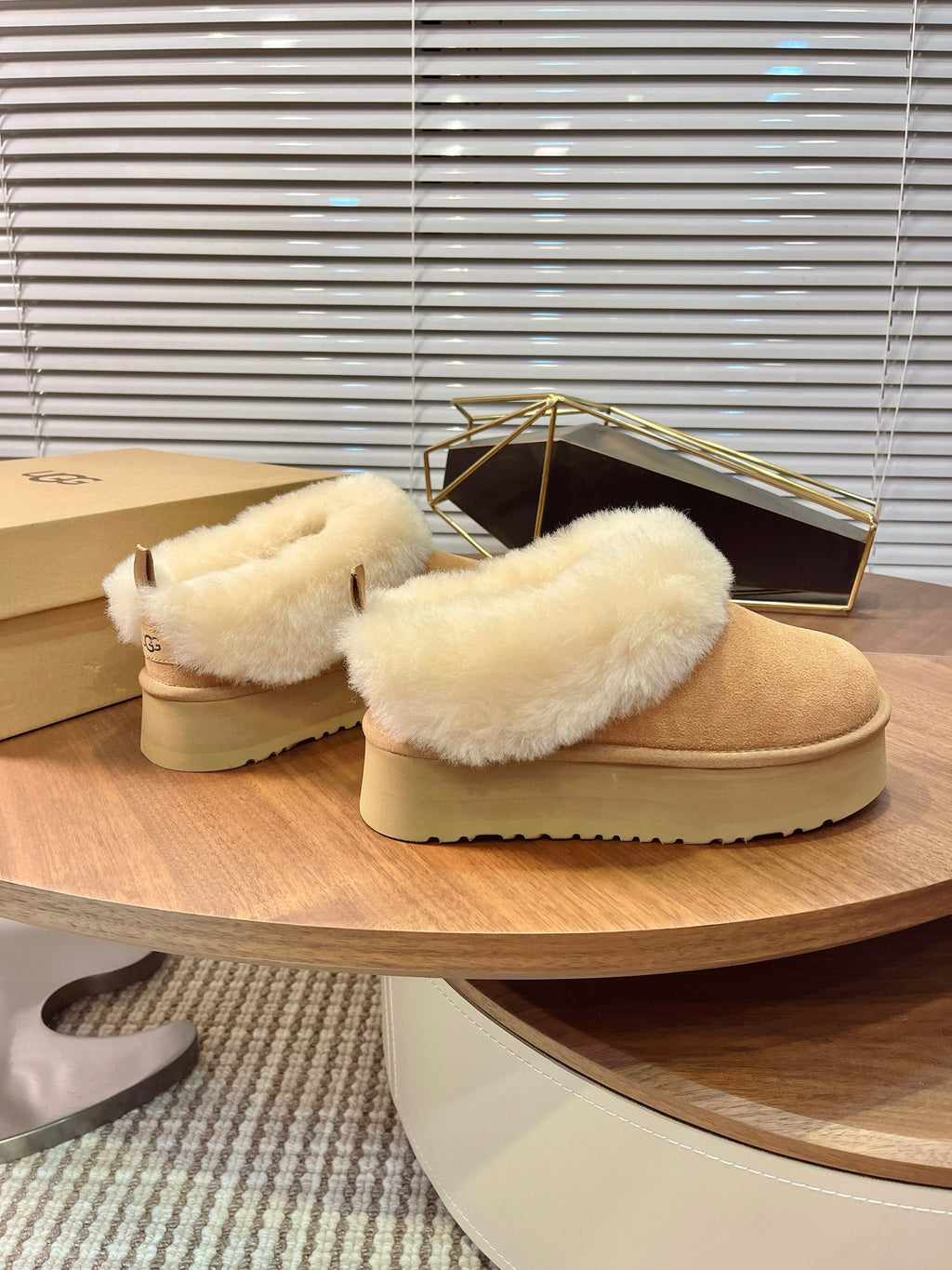 Autumn/Winter Wool-Lined Slip-On Platform Slippers – Cozy & Stylish