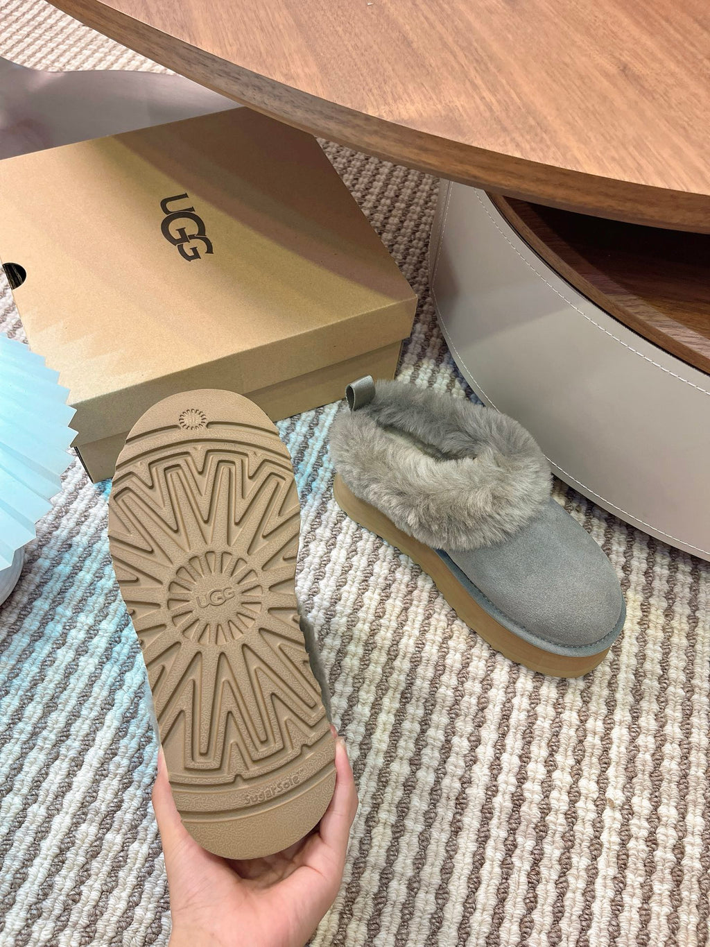 Autumn/Winter Wool-Lined Slip-On Platform Slippers – Cozy & Stylish