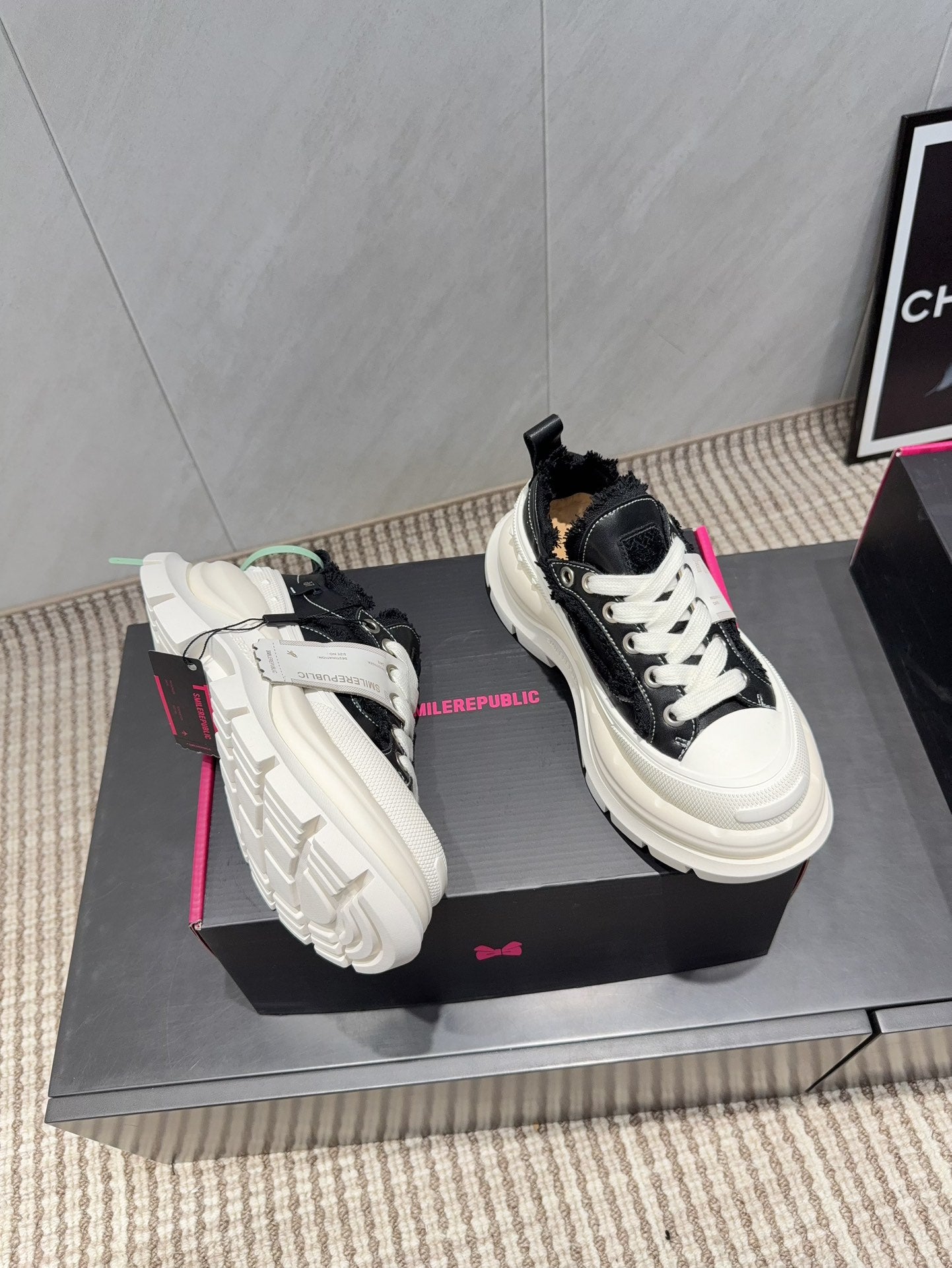 Premium Upgraded Couple Platform Sneakers — 2025 Collection