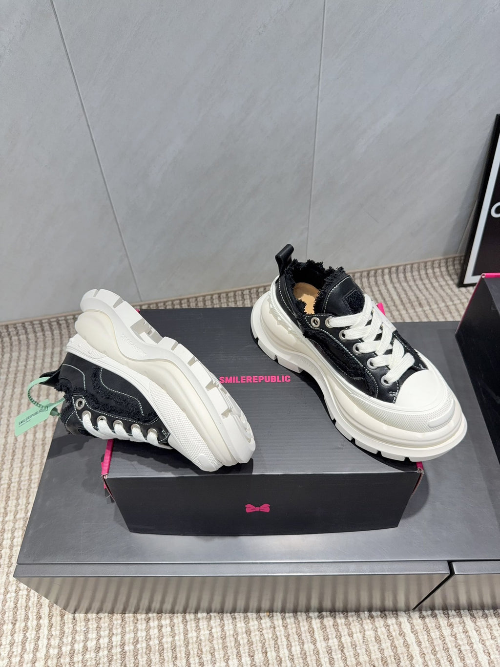 Premium Upgraded Couple Platform Sneakers — 2025 Collection