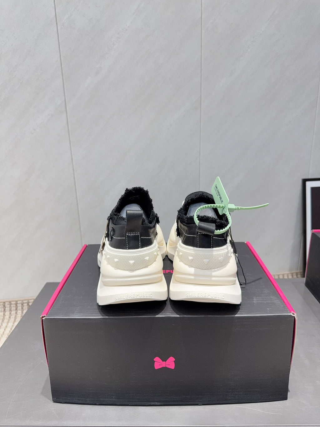 Premium Upgraded Couple Platform Sneakers — 2025 Collection