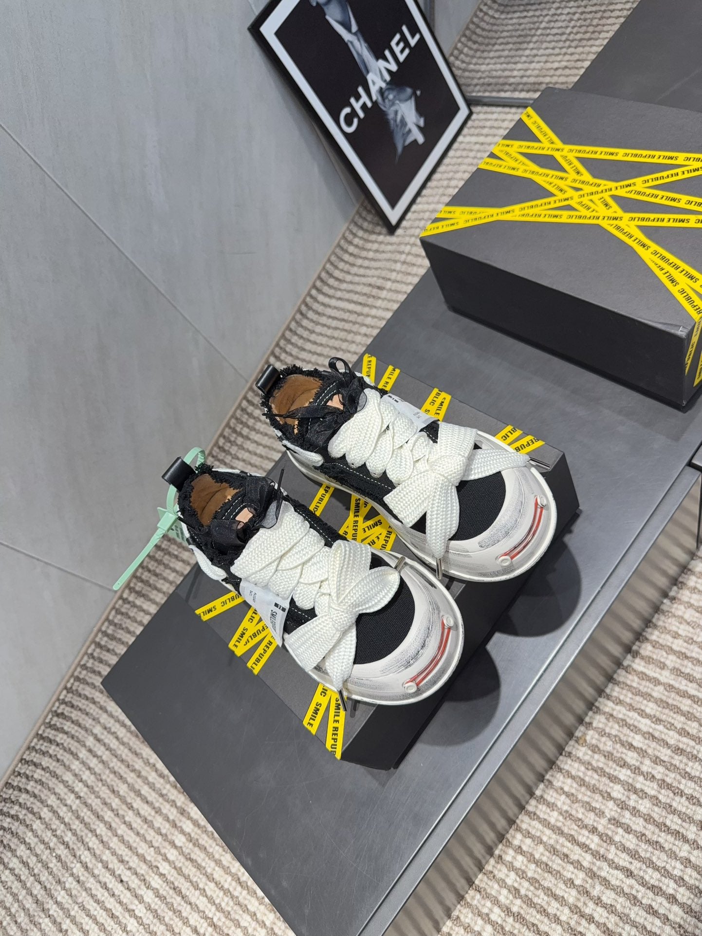 Smiling Face Couple Sneakers | Premium Upgraded Edition