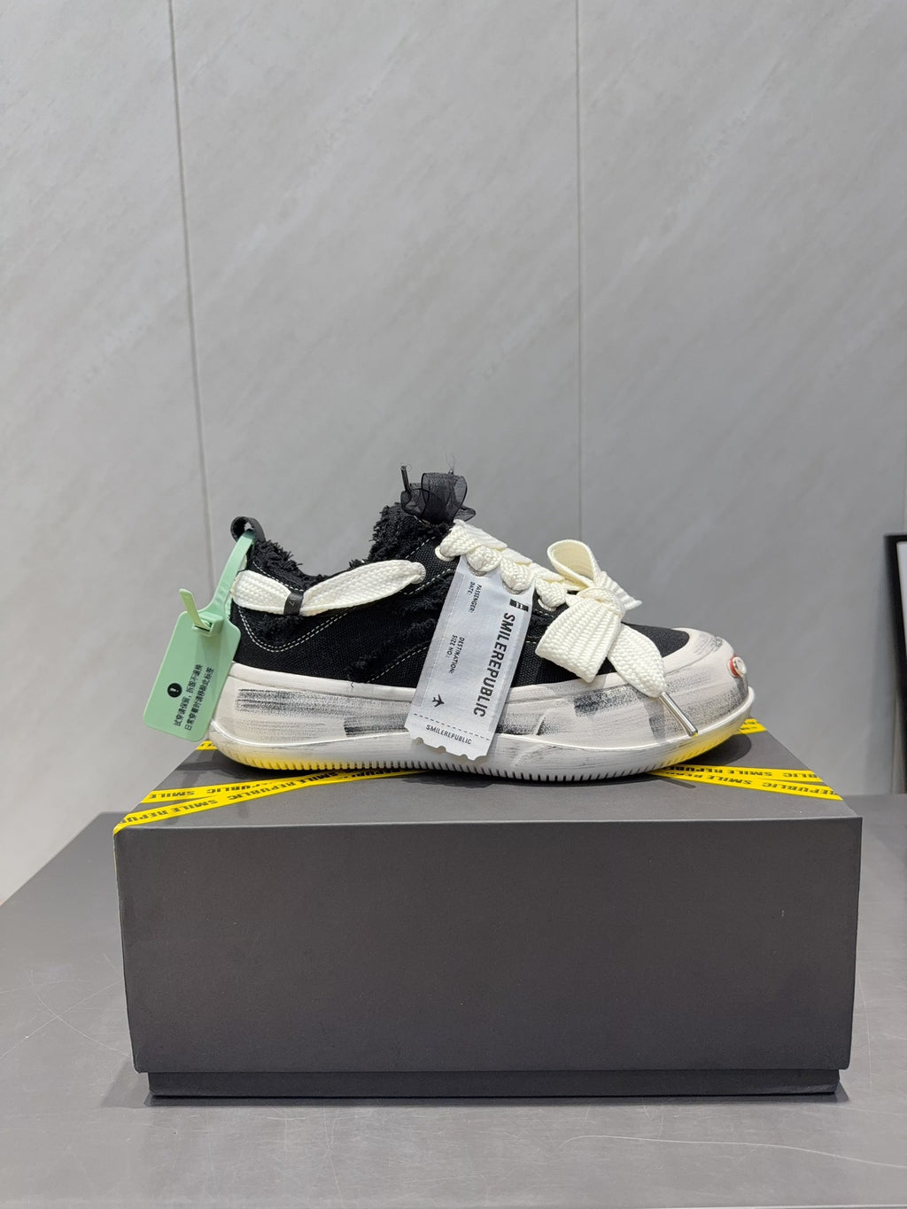 Smiling Face Couple Sneakers | Premium Upgraded Edition