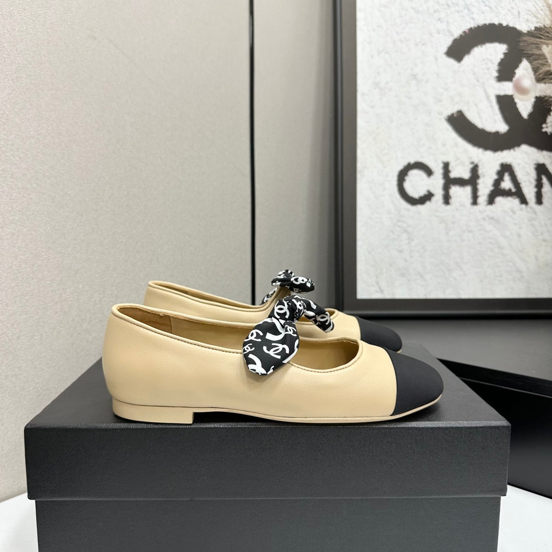 Premium Vintage-Inspired Fur Loafers