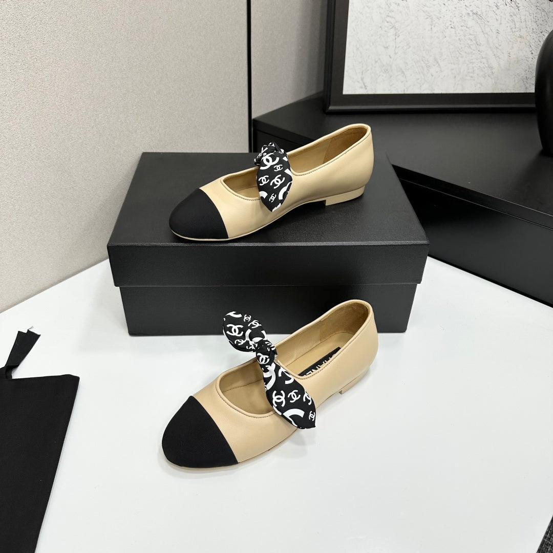 Premium Vintage-Inspired Fur Loafers