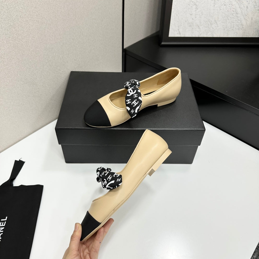 Premium Vintage-Inspired Fur Loafers