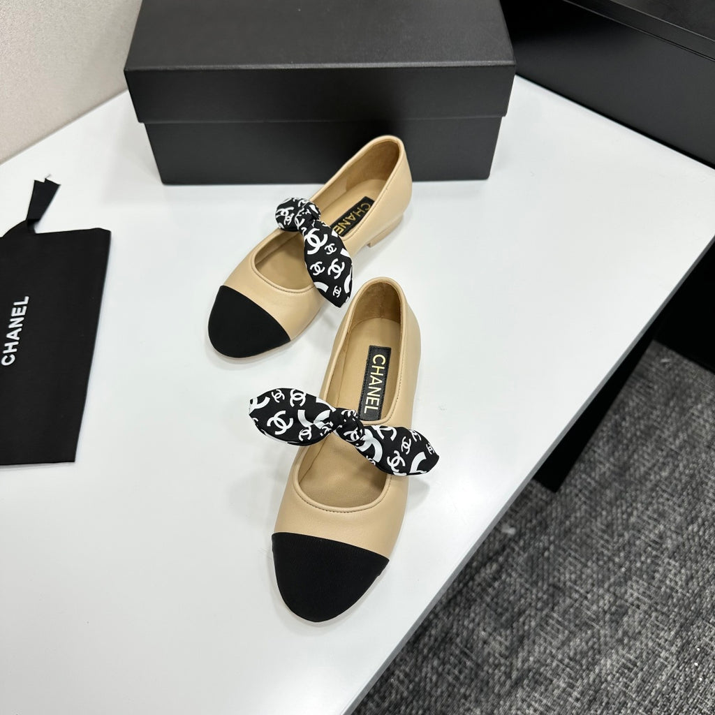Premium Vintage-Inspired Fur Loafers